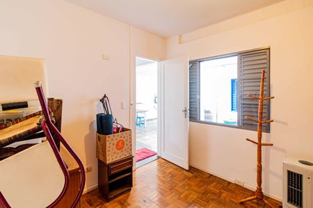 Casa à venda com 171m², 2 quartos e 2 vagasQuarto de serviço