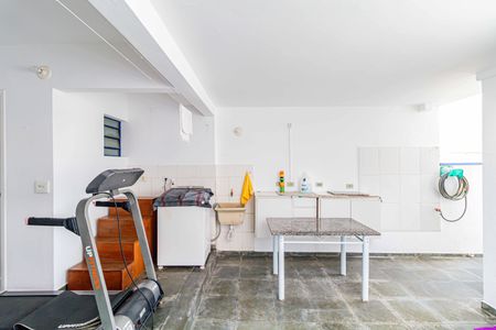 Casa à venda com 171m², 2 quartos e 2 vagasQuintal