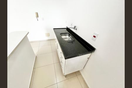 Cozinha de apartamento para alugar com 1 quarto, 35m² em Jardim Paraíso, São Paulo