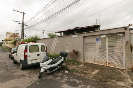 Casa à venda com 364m², 3 quartos e 4 vagasFachada