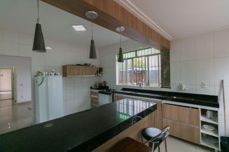 Casa à venda com 364m², 3 quartos e 4 vagasCozinha