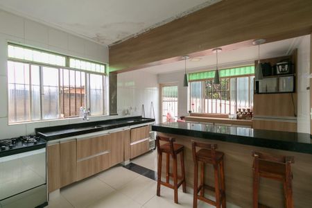 Casa à venda com 364m², 3 quartos e 4 vagasCozinha