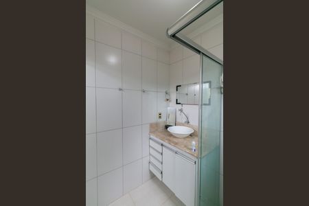 Casa à venda com 364m², 3 quartos e 4 vagasBanheiro da Suíte