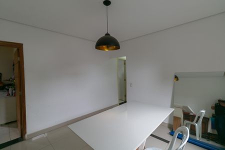 Casa à venda com 364m², 3 quartos e 4 vagasCopa