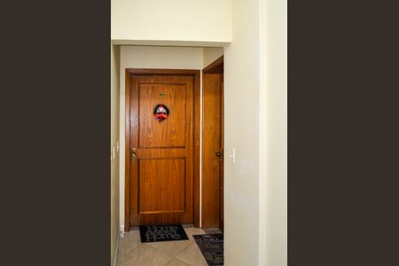 Apartamento à venda com 79m², 2 quartos e 1 vagaPorta do imóvel 