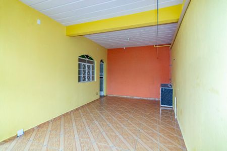 Casa para alugar com 100m², 3 quartos e 1 vagaVaranda / garagem