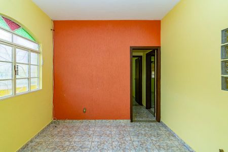 Casa para alugar com 100m², 3 quartos e 1 vagaSala