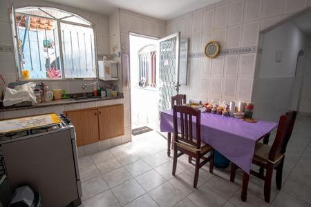 Casa à venda com 108m², 3 quartos e 1 vagaCozinha