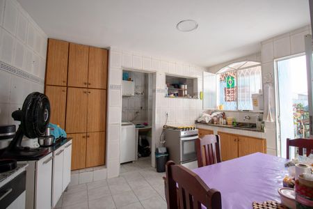 Casa à venda com 108m², 3 quartos e 1 vagaCozinha