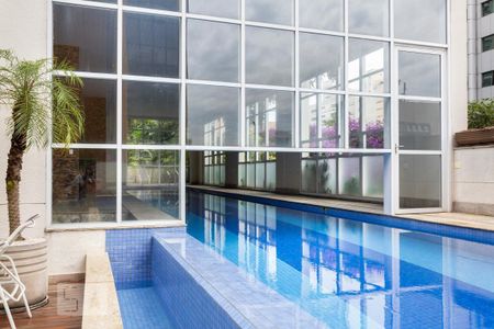 Apartamento à venda com 56m², 1 quarto e 1 vaga Apartamento à venda com 56m², 1 quarto e 1 vagaÁrea comum - Piscina