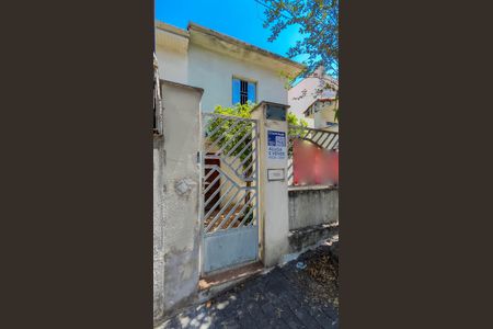 Casa à venda com 240m², 3 quartos e 6 vagasFachada