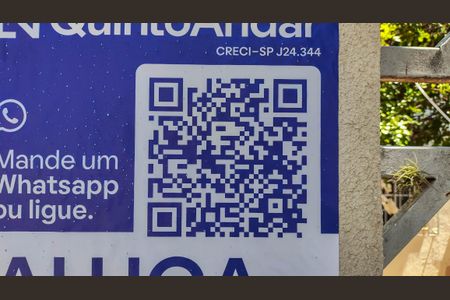 Casa à venda com 240m², 3 quartos e 6 vagasQZTN-215