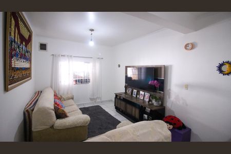 Casa à venda com 3 quartos, 182m² em Vila Tolstoi, São Paulo