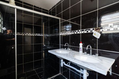 Apartamento à venda com 73m², 2 quartos e sem vagaBanheiro