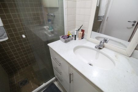 Apartamento para alugar com 78m², 3 quartos e 1 vagaBanheiro da suíte