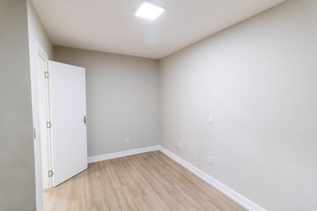 Casa de condomínio à venda com 120m², 3 quartos e 1 vagaSuíte