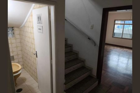 Casa à venda com 170m², 4 quartos e 2 vagasFoto 04