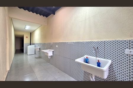 Quintal e área de serviço  de casa para alugar com 1 quarto, 320m² em Pompeia, São Paulo