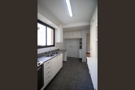 Apartamento à venda com 176m², 3 quartos e 3 vagasCozinha