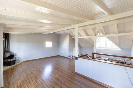 Casa de condomínio à venda com 190m², 3 quartos e 3 vagasSala 2