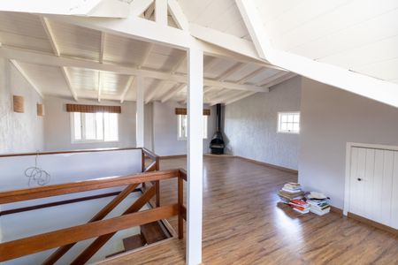 Casa de condomínio à venda com 190m², 3 quartos e 3 vagasSala 2