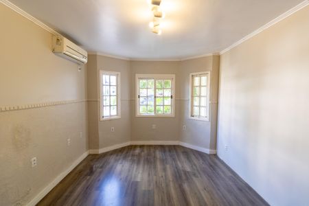 Casa de condomínio à venda com 190m², 3 quartos e 3 vagasSala