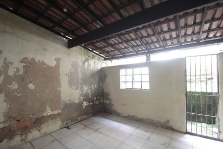 Casa para alugar com 12m², 2 quartos e sem vagaÁrea de Serviço