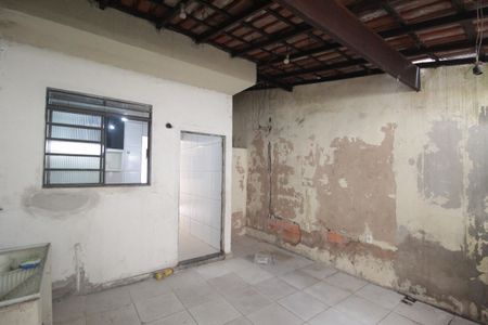 Casa para alugar com 12m², 2 quartos e sem vagaÁrea de Serviço