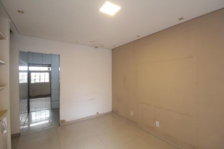 Sala de casa para alugar com 2 quartos, 12m² em Lagoa, Belo Horizonte
