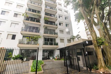 Apartamento à venda com 126m², 3 quartos e 2 vagasFachada e portaria