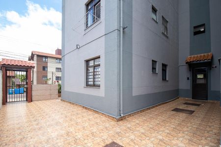 Apartamento para alugar com 43m², 3 quartos e 1 vaga Apartamento para alugar com 43m², 3 quartos e 1 vagaEntrada