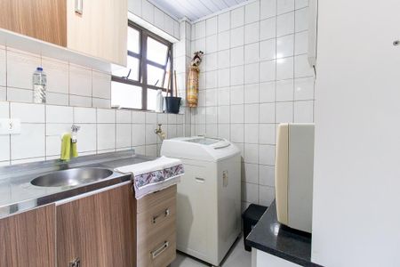Apartamento para alugar com 43m², 3 quartos e 1 vaga Apartamento para alugar com 43m², 3 quartos e 1 vagaCozinha e Área de Serviço