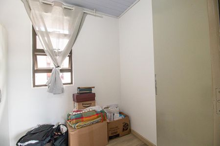 Quarto 1 de apartamento para alugar com 3 quartos, 43m² em Cidade Industrial, Curitiba