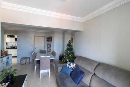 Apartamento para alugar com 78m², 3 quartos e 1 vagaSalas