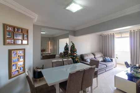 Salas de apartamento à venda com 3 quartos, 78m² em Jardim das Paineiras, Campinas