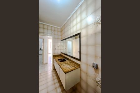 Apartamento para alugar com 100m², 2 quartos e sem vaga Apartamento para alugar com 100m², 2 quartos e sem vagaBanheiro