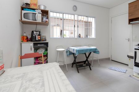 Casa para alugar com 130m², 2 quartos e 2 vagas Casa para alugar com 130m², 2 quartos e 2 vagasCozinha