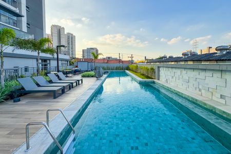 Studio à venda com 30m², 1 quarto e 1 vagaPiscina