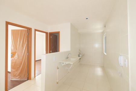 Apartamento para alugar com 47m², 2 quartos e 1 vaga Apartamento para alugar com 47m², 2 quartos e 1 vagaCozinha e Área de Serviço