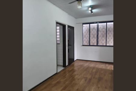 Casa à venda com 160m², 2 quartos e 4 vagasFoto 03