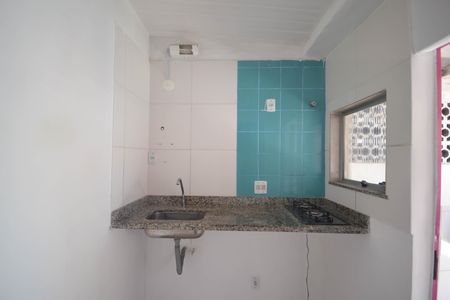 Cozinha de casa para alugar com 1 quarto, 30m² em São Francisco de Assis, Belford Roxo
