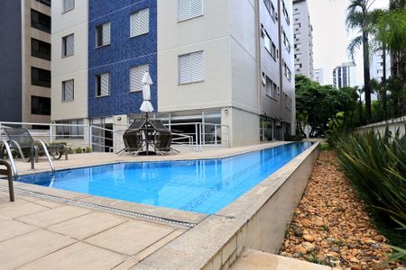 Apartamento para alugar com 115m², 2 quartos e 1 vagaÁrea comum - Piscina