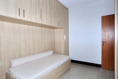 Apartamento para alugar com 115m², 2 quartos e 1 vagaQuarto