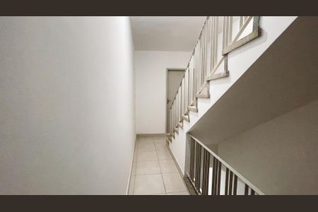 Apartamento para alugar com 47m², 1 quarto e sem vagaEscada