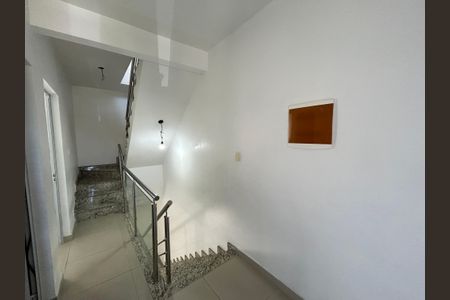 Casa para alugar com 200m², 2 quartos e 1 vagaÁrea comum