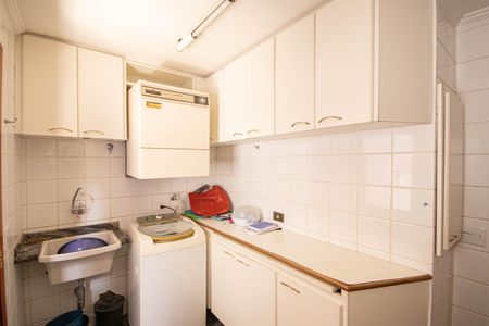 Casa para alugar com 300m², 4 quartos e 4 vagasÁrea de Serviço