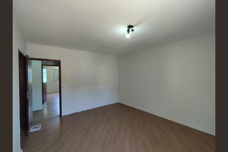 Casa para alugar com 730m², 4 quartos e 5 vagas Casa para alugar com 730m², 4 quartos e 5 vagasSuíte