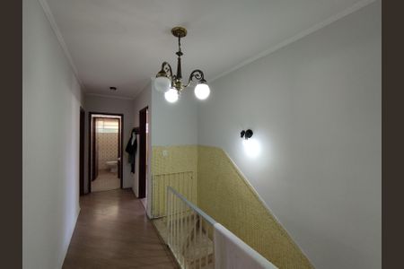 Casa para alugar com 730m², 4 quartos e 5 vagas Casa para alugar com 730m², 4 quartos e 5 vagasCorredor