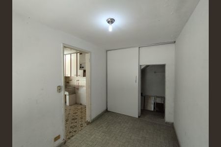 Casa para alugar com 730m², 4 quartos e 5 vagas Casa para alugar com 730m², 4 quartos e 5 vagasQuarto de Serviço