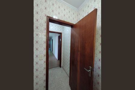 Casa para alugar com 730m², 4 quartos e 5 vagas Casa para alugar com 730m², 4 quartos e 5 vagasLavabo